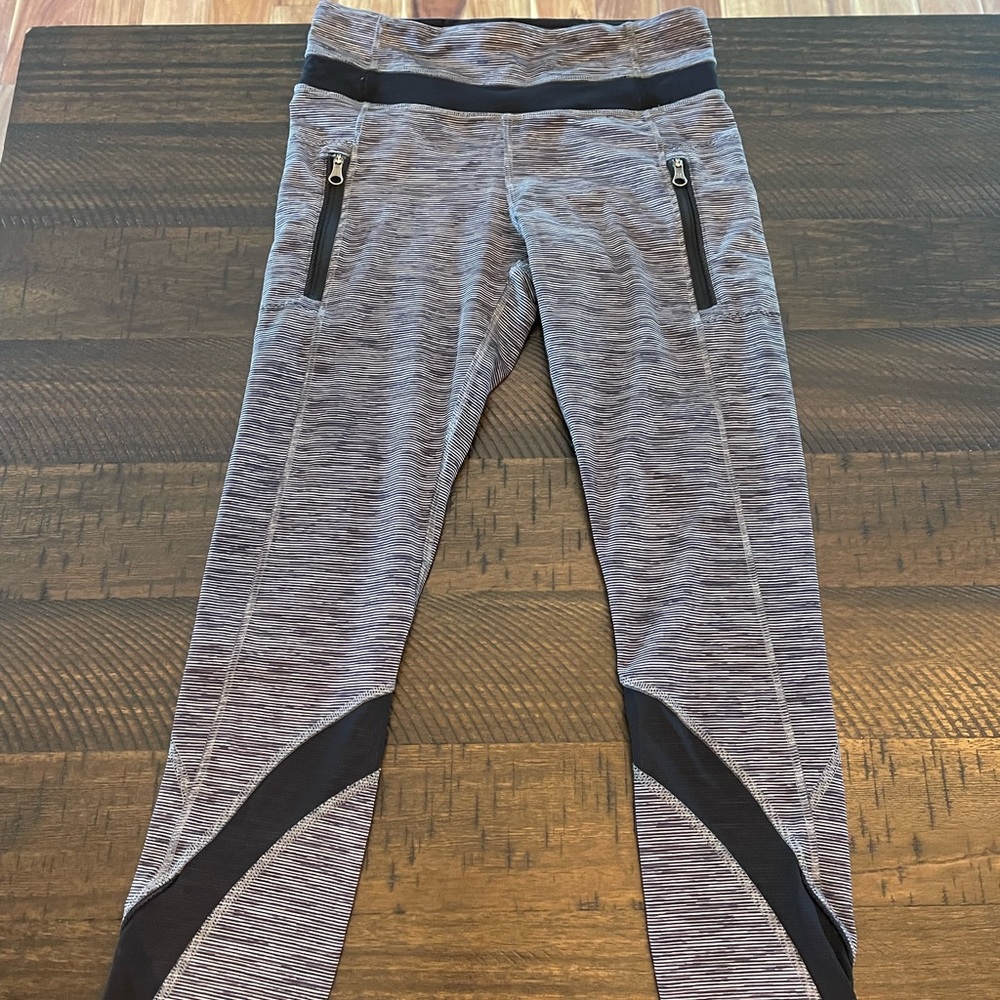 Lululemon yoga pants